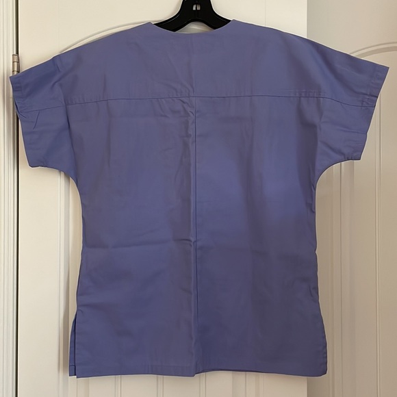 MOBB Purple Scrub Top - Picture 2 of 3